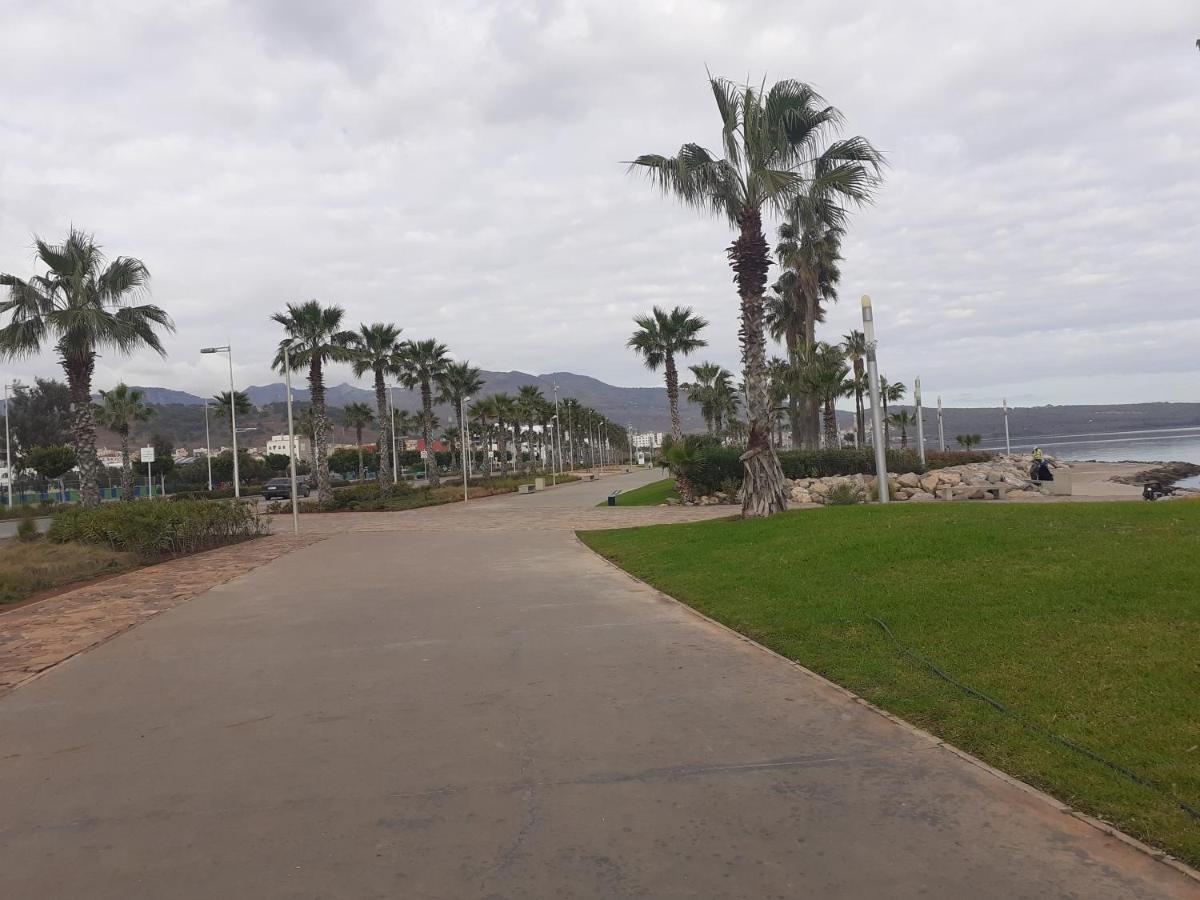 Residence La Corniche Etage 4 ナドル エクステリア 写真